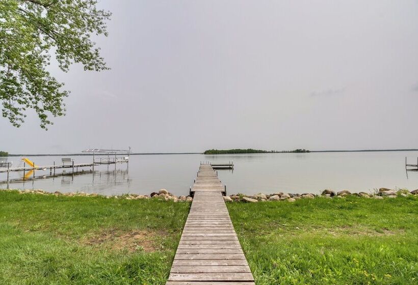 Pelican Lake Retreat W/ Fire Pit, Dock & Grill!
