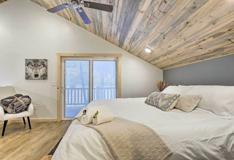 Lakefront Retreat W/ Patio, Grill + Boat Dock!