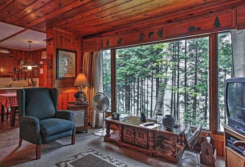 Land O  Lakes Hideaway W/ Boat Dock & Lake Views!