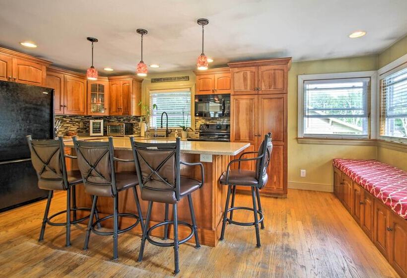 Walking Distance To Beach: Maine Home W/ Deck!