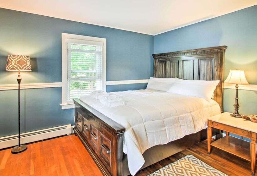 Walking Distance To Beach: Maine Home W/ Deck!