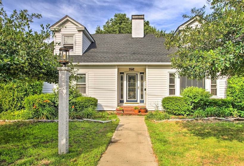 Walking Distance To Beach: Maine Home W/ Deck!