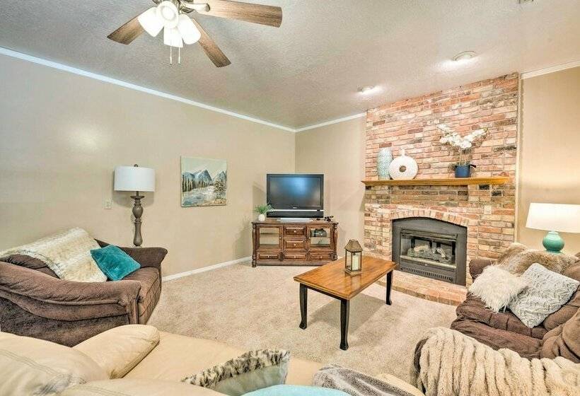 Layton Cabin/spa With Private Sauna & Hot Tub!