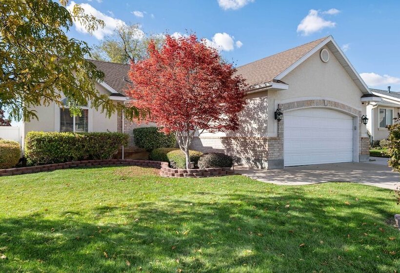 Layton Escape Near Air Force Base & Snowbasin