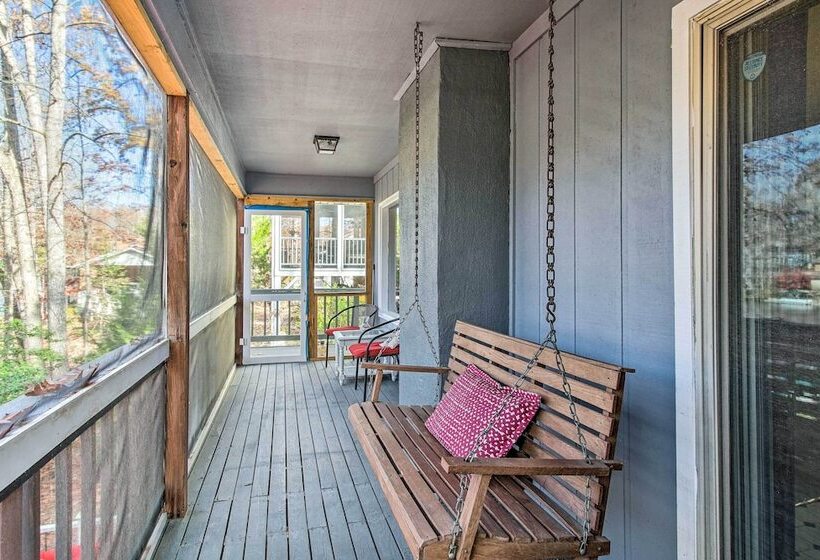 Sauna & Game Room: Lake House In Locust Grove!