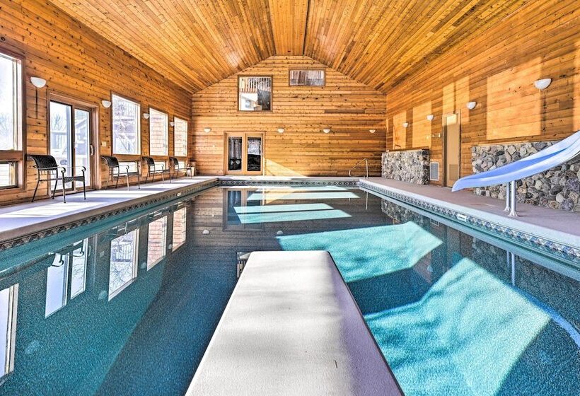 Lodge W/ Indoor Pool, Along Devil S Lake Park