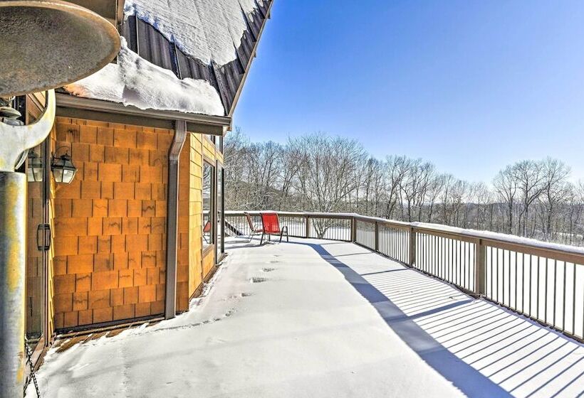 Lodge W/ Indoor Pool, Along Devil S Lake Park