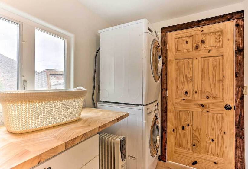 Lowman Outdoor Retreat: Walk To Hot Springs!