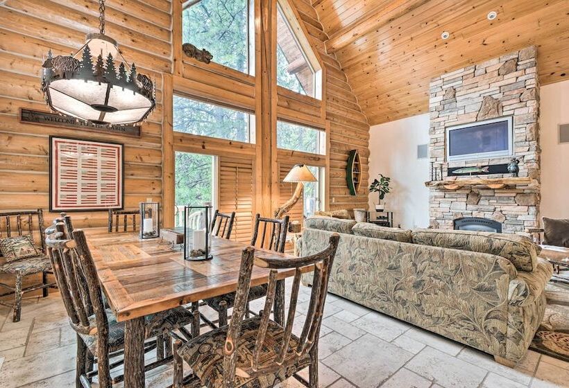 2 Mi To Dtwn: Arnold Cabin W/ Fire Pit & Deck!