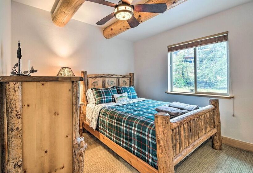 2 Mi To Dtwn: Arnold Cabin W/ Fire Pit & Deck!