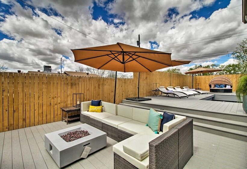 Luxury Albuquerque Home W/ Pool, Deck, + Hot Tub!