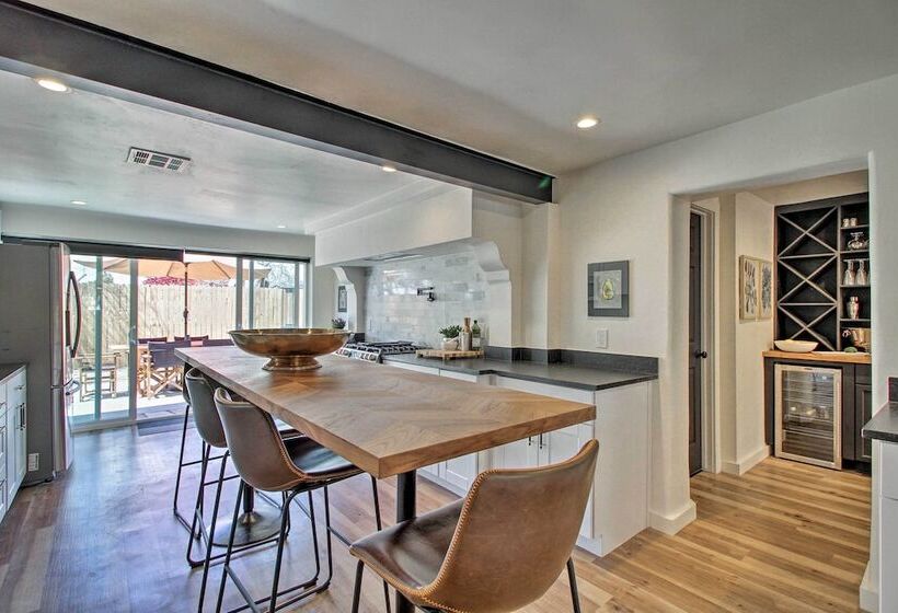 Luxury Albuquerque Home W/ Pool, Deck, + Hot Tub!