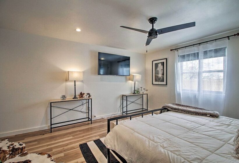 Luxury Albuquerque Home W/ Pool, Deck, + Hot Tub!