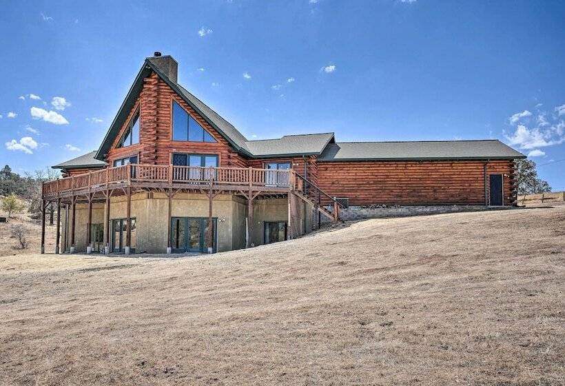 Theater + Scenic Views: Valley Springs Cabin!
