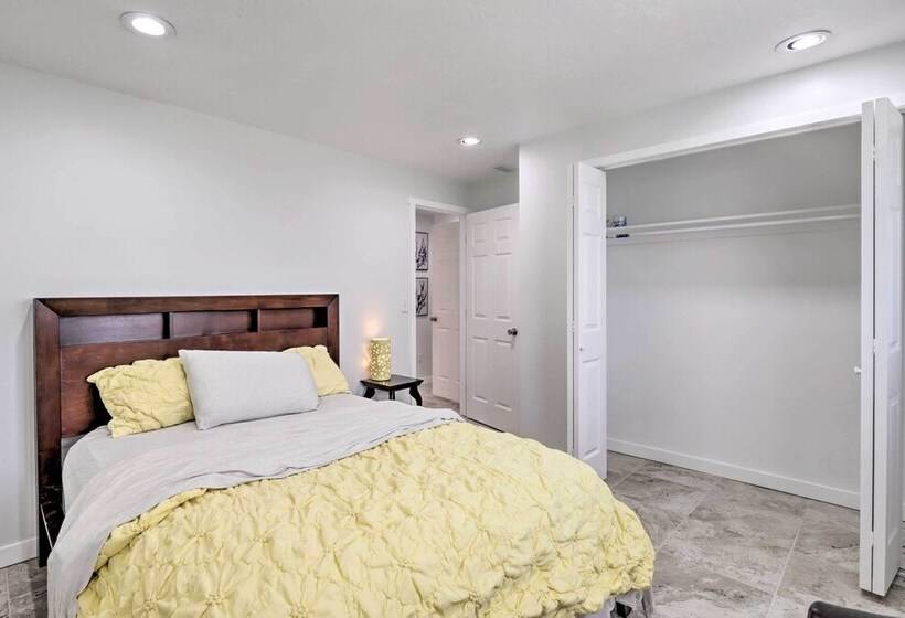 Magna Home, Near Great Salt Lake State Park!