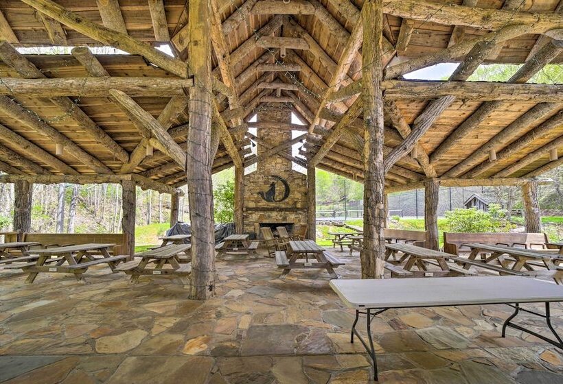 Mars Hill Cabin W/ Pool Table ~ 2 Mi To Wolf Ridge
