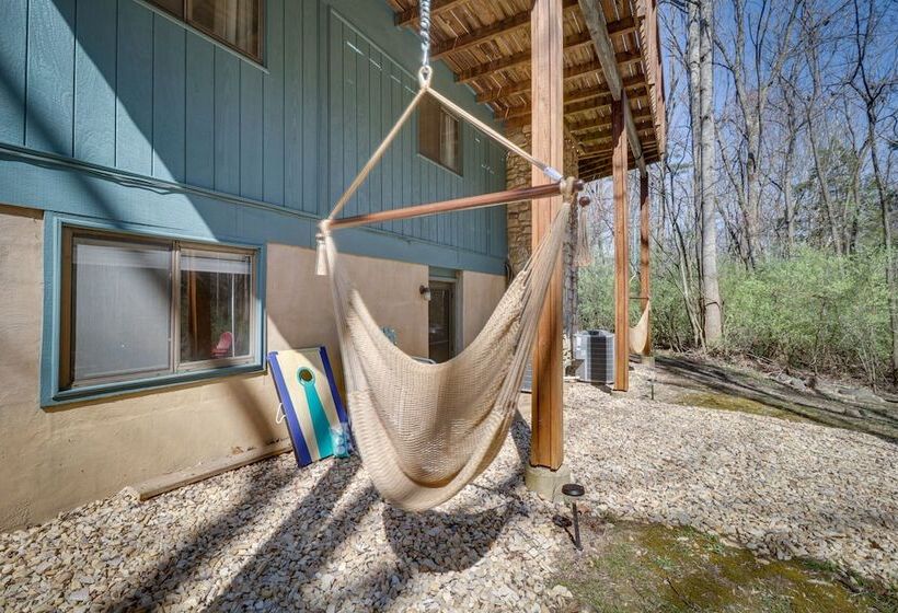 Mcgaheysville Vacation Rental: Yard & Fire Pit!