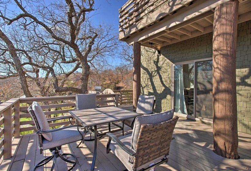 Medicine Park Cabin W/ Mountain Views!