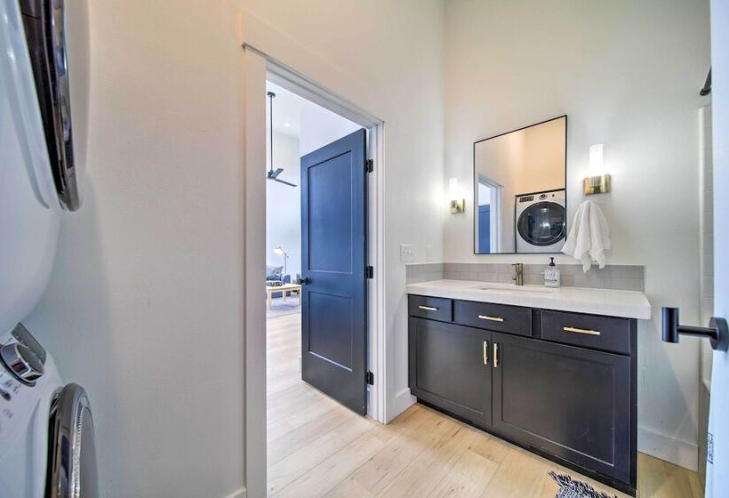 Modern Davenport Home W/ Water View & Grill!