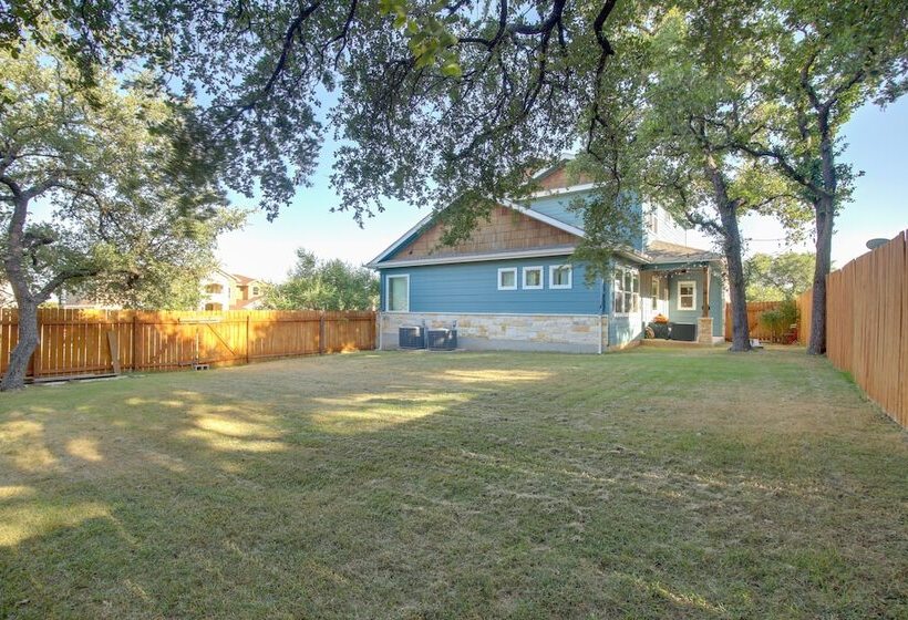 Modern Lago Vista Home W/ Pool & Lake Access!