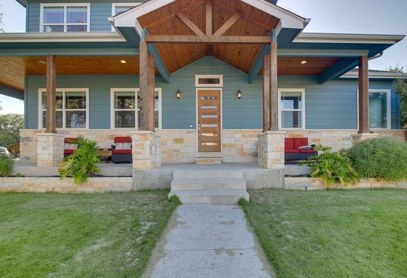 Modern Lago Vista Home W/ Pool & Lake Access!