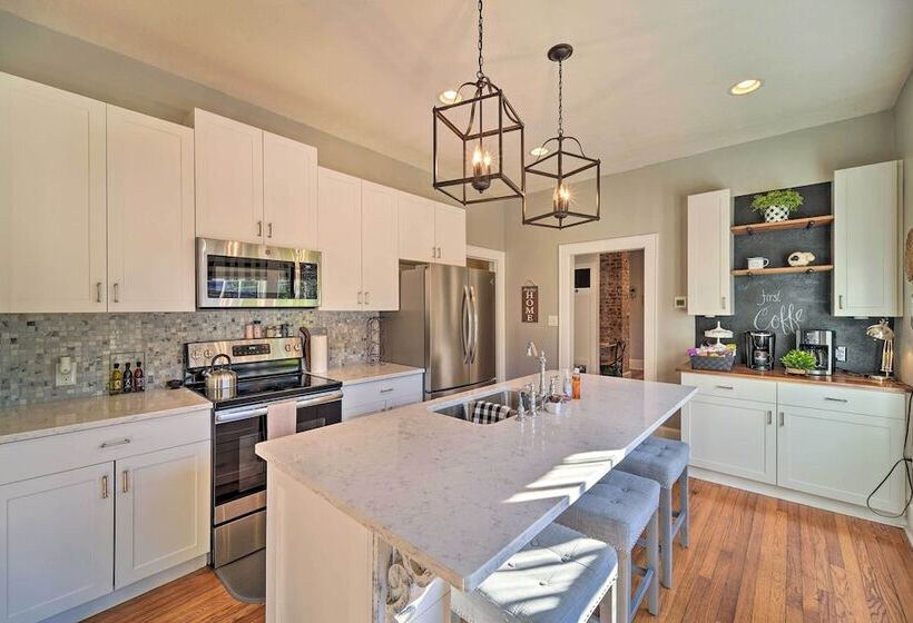 Modern, Sun Lit Retreat W/ Fire Pit & Yard!