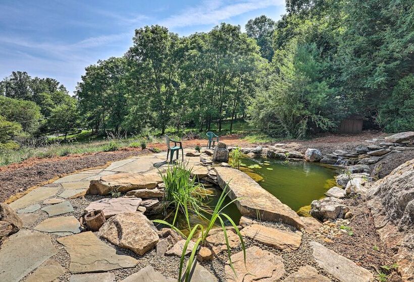 Momma Rhodes  Rustic Blue Ridge Cabin On 4 Acres