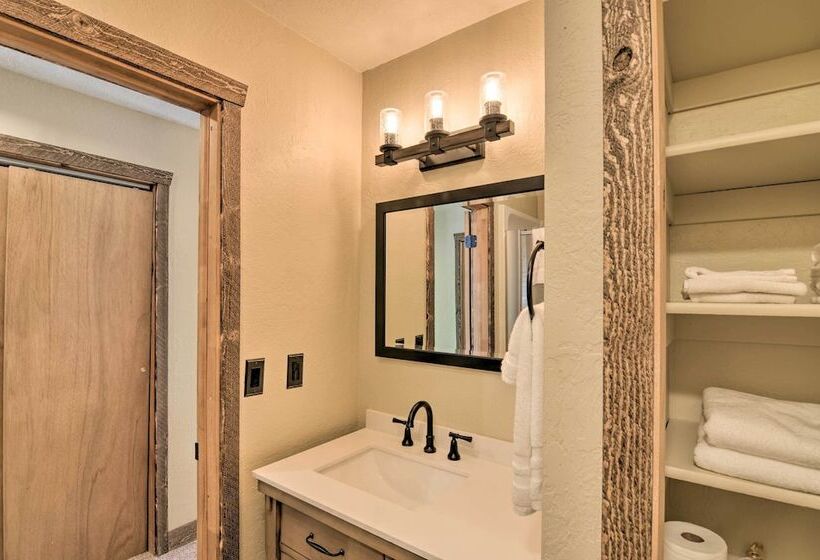 Hike, Bike & Ski: Duck Creek Village A Frame!