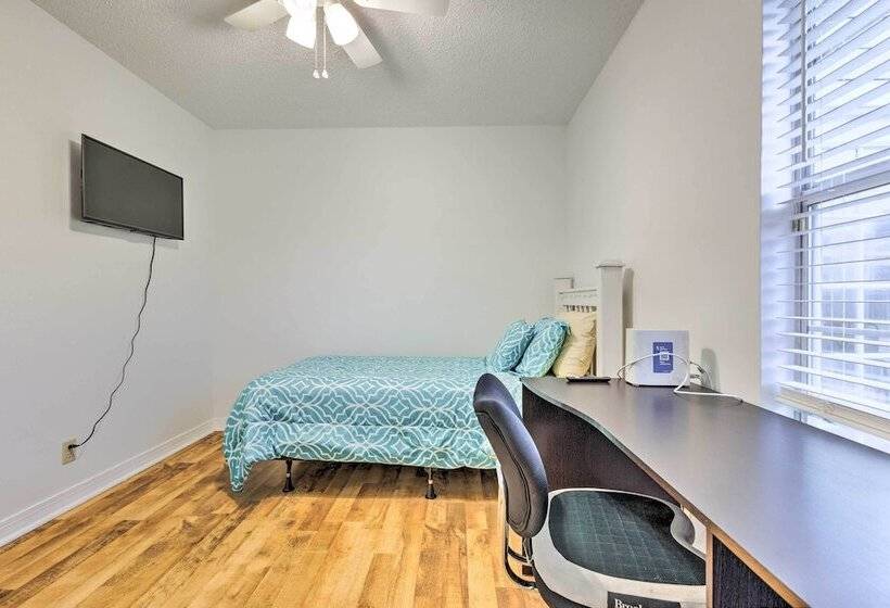 Ocean Springs Home W/ Sunroom ~ 5 Mi To Beach