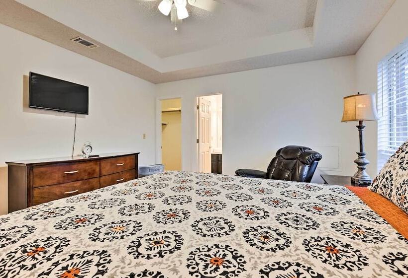 Ocean Springs Home W/ Sunroom ~ 5 Mi To Beach