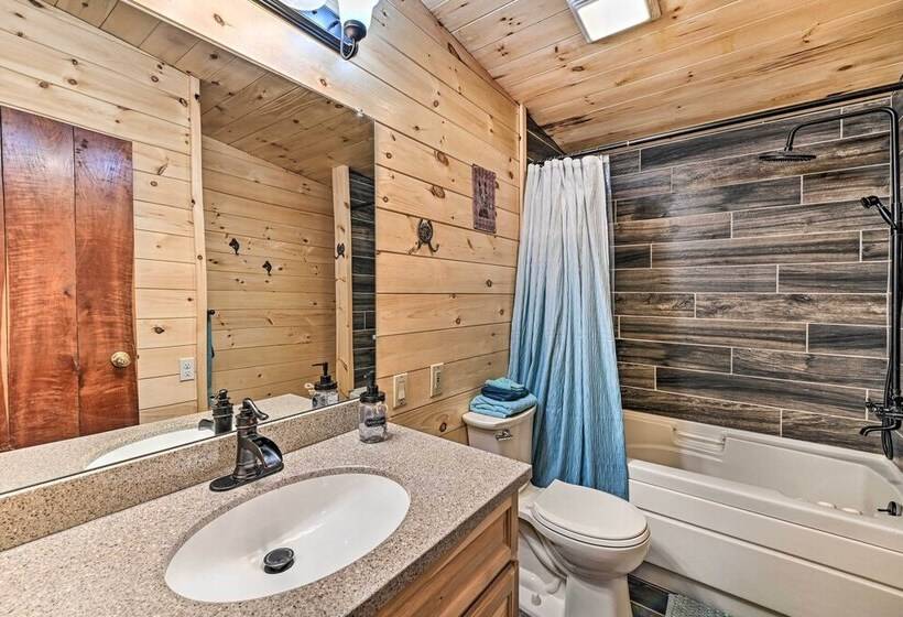 Otego Home W/ Hot Tub: Near All Star Village!