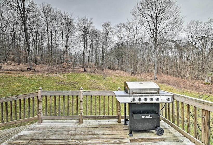 Otego Home W/ Hot Tub: Near All Star Village!