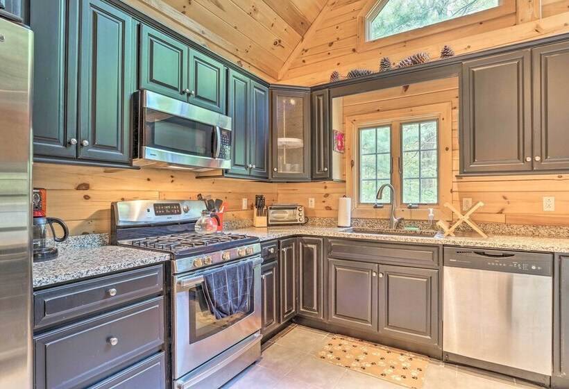 Palmerton Cabin W/game Room ~5 Mi To Blue Mtn