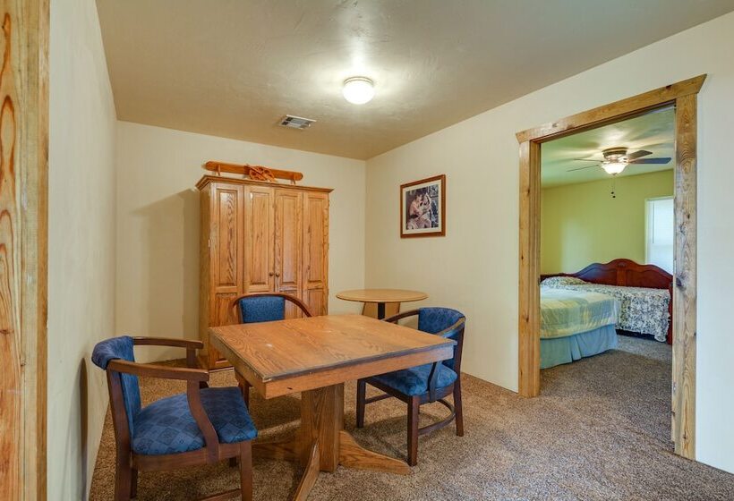 Spacious Log Cabin In Fairland, 1 Mi To Grand Lake