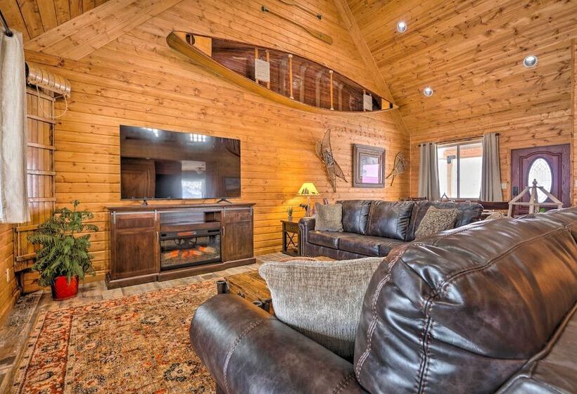 Pateros Home W/ Deck, 7 Mi To Alta Lake Park!