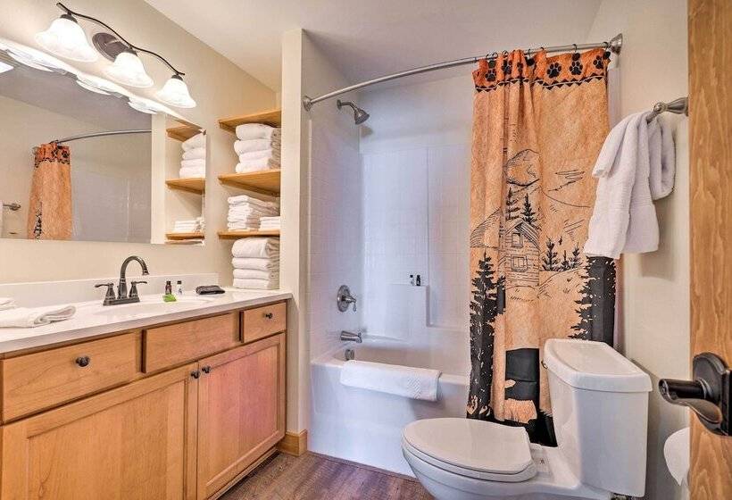 Pateros Home W/ Deck, 7 Mi To Alta Lake Park!