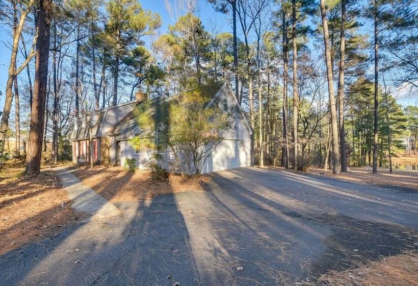 Peaceful Durham Retreat On Pond With Huge Deck!