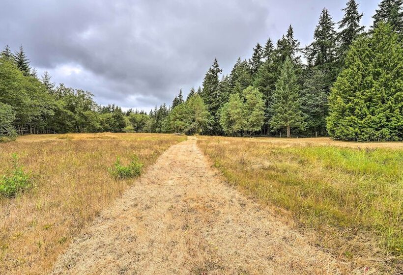 Peaceful Ranch Style Camano Home On 5 Acres!