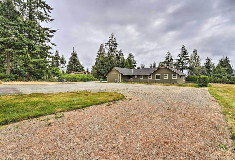 Peaceful Ranch Style Camano Home On 5 Acres!
