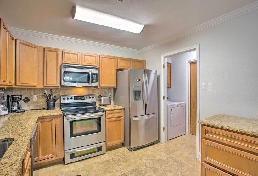 Peaceful Waxahachie Home W/ Private Backyard!