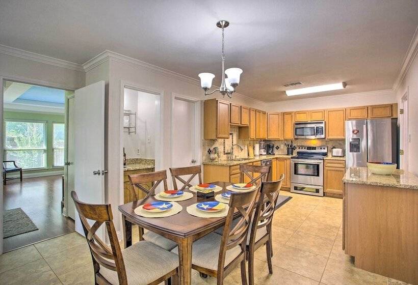 Peaceful Waxahachie Home W/ Private Backyard!