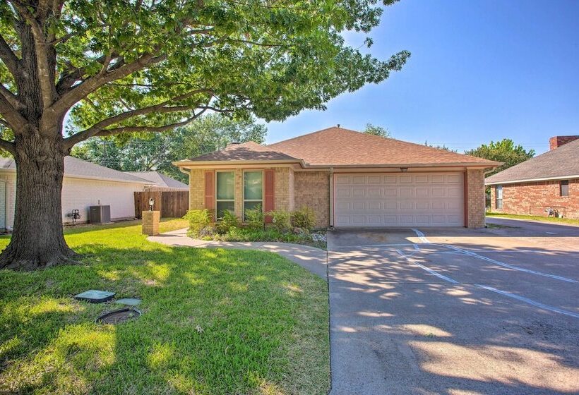 Peaceful Waxahachie Home W/ Private Backyard!