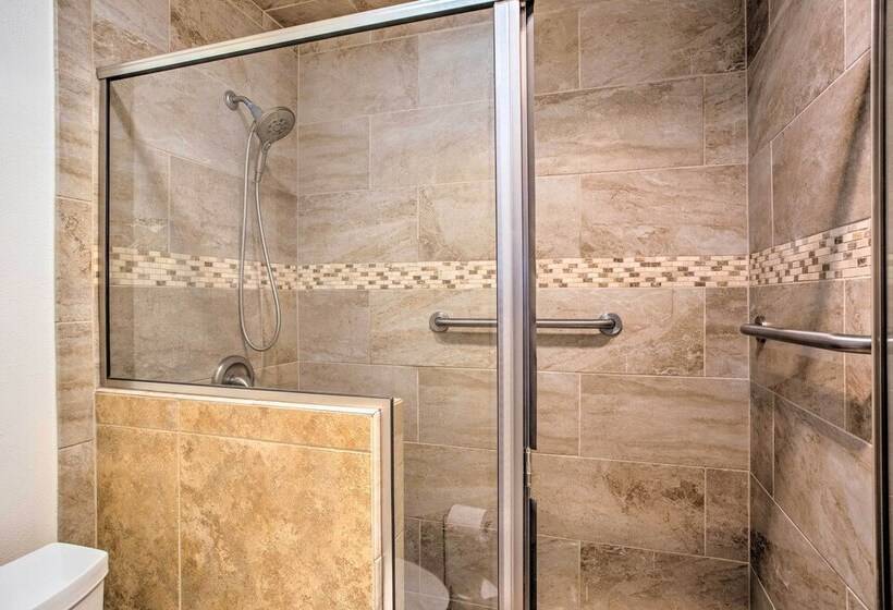 Peaceful Waxahachie Home W/ Private Backyard!