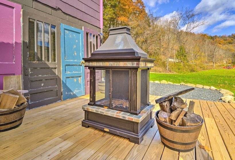 Pet Friendly Bakersville Cottage W/ Views!