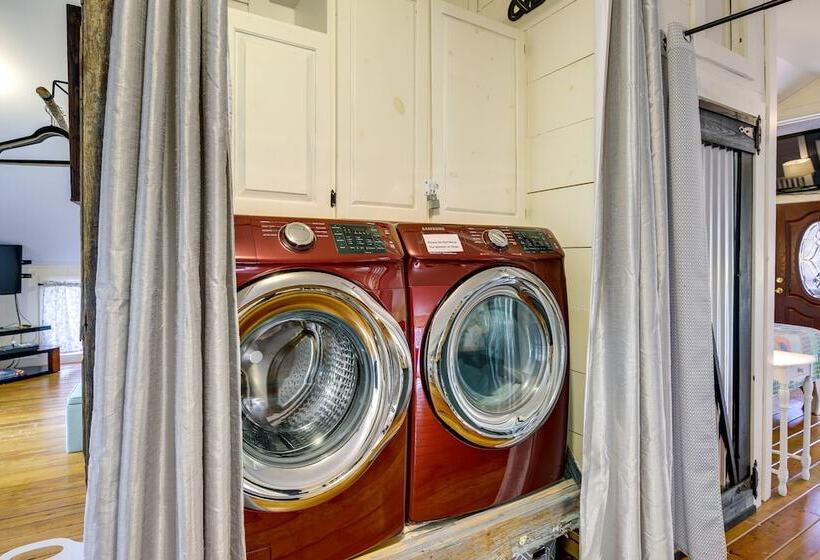 Pet Friendly Gatlinburg Cabin W/ Game Room!