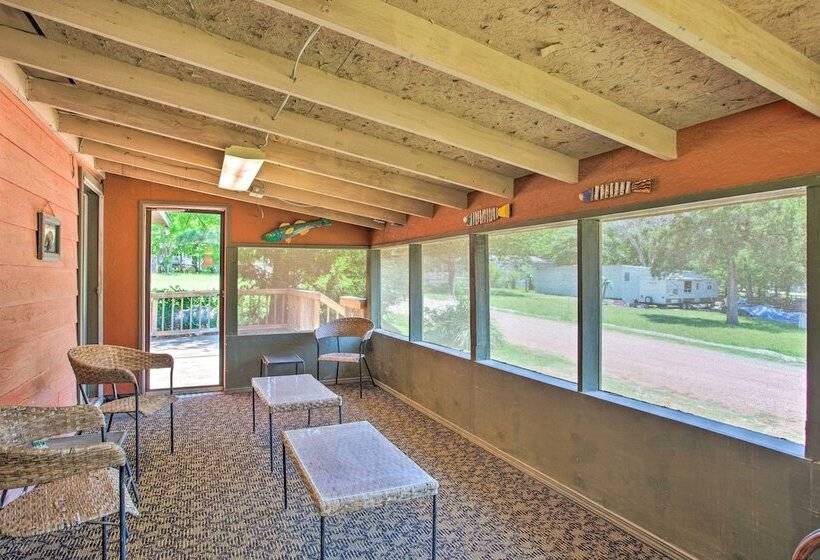 Pet Friendly Kingston Home W/ Boat Ramp Access!