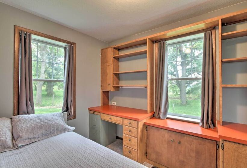 Pet Friendly Spring Grove Home W/serene Yard!