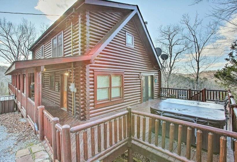 Petfriendly Highway Log Cabin W/ Lake View!