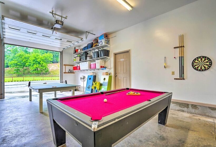 Pisgah Forest Farm Home: Outdoor Pool & Games