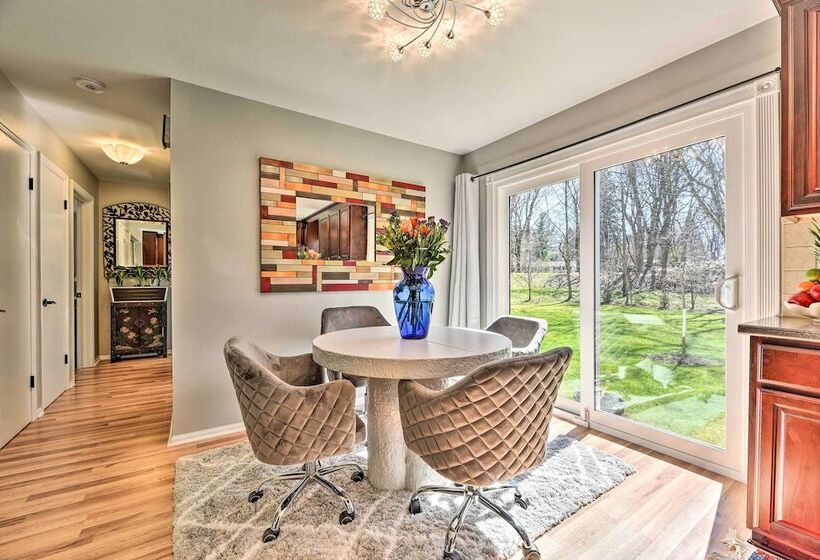 Pittsford Trolley Home Near Erie Canal!